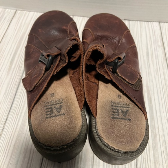 Vintage brown leather Y2K clogs shoes slip on platform women's size 8 2000s - Picture 2 of 7